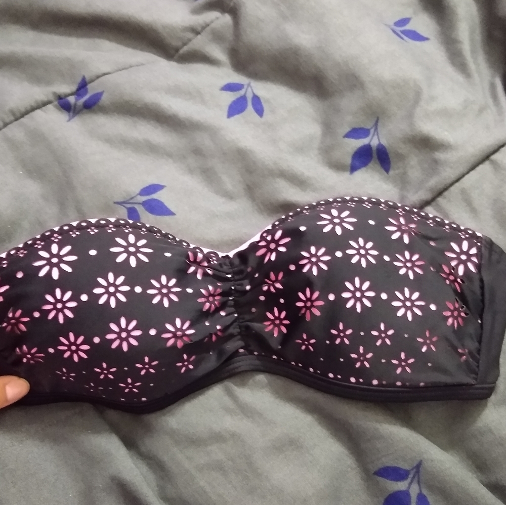 Nwt bongo swim top
